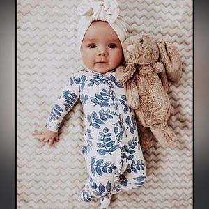 Spearmint Love Baby Girls Fern Footie Ruffle Butt (6-9 months)